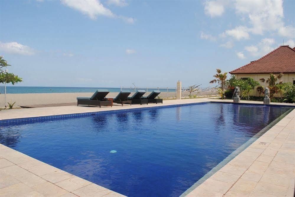 Lombok Beach Villa Mangsit Eksteriør billede