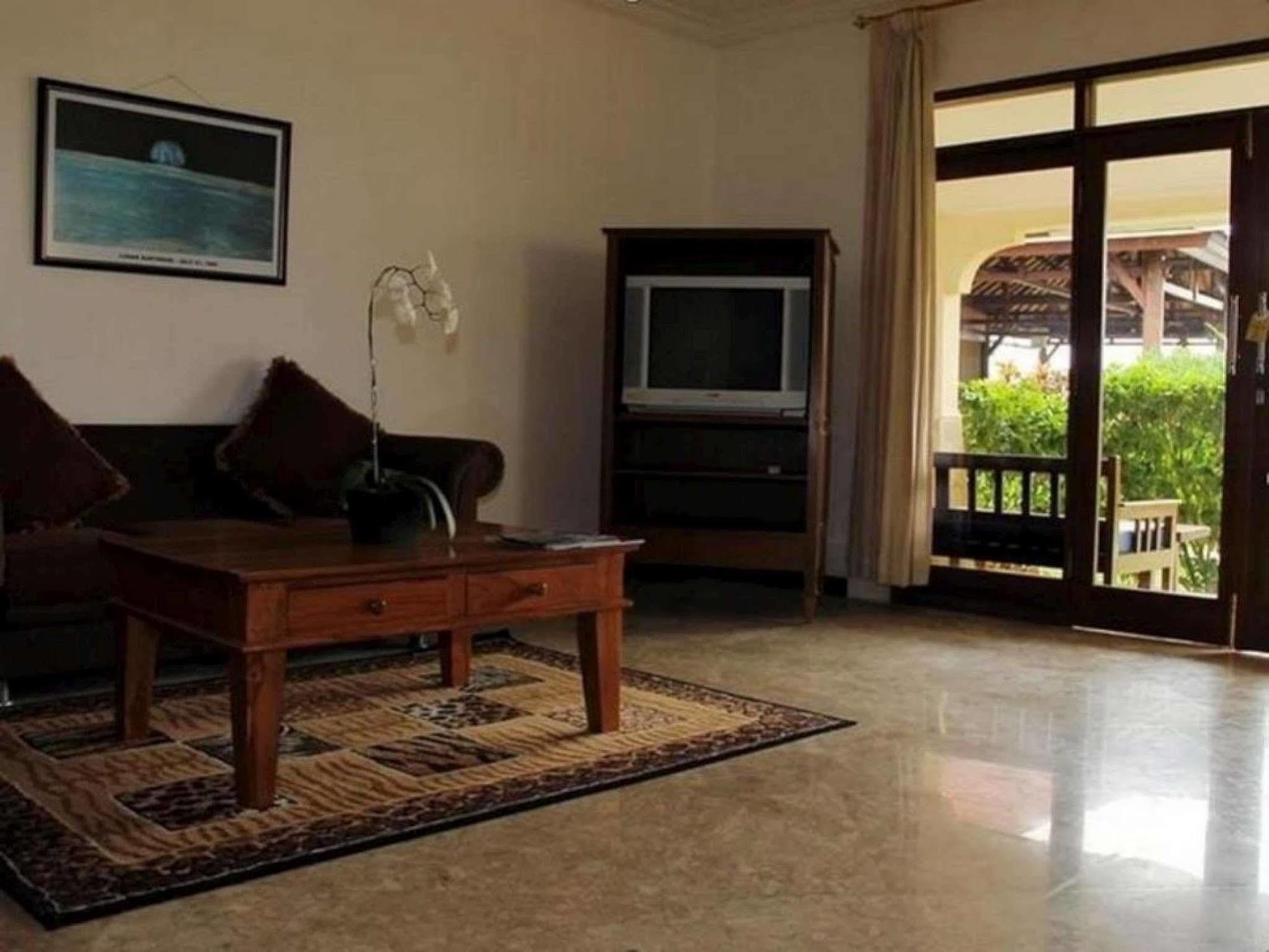 Lombok Beach Villa Mangsit Eksteriør billede