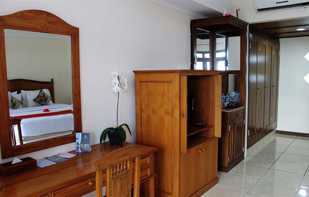 Lombok Beach Villa Mangsit Eksteriør billede