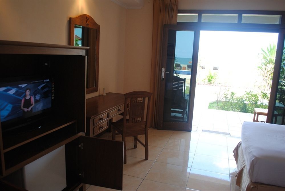 Lombok Beach Villa Mangsit Eksteriør billede