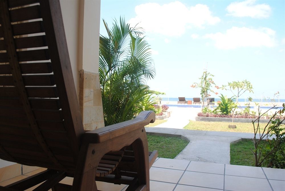 Lombok Beach Villa Mangsit Eksteriør billede